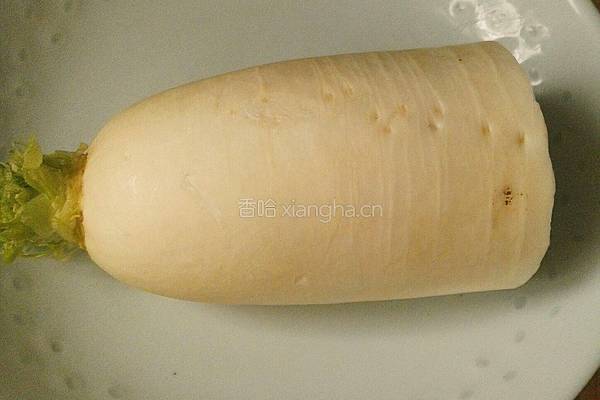 酸甜萝卜片的做法图解1