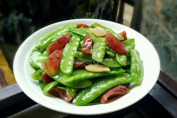 荷兰豆炒腊肠的做法图解9
