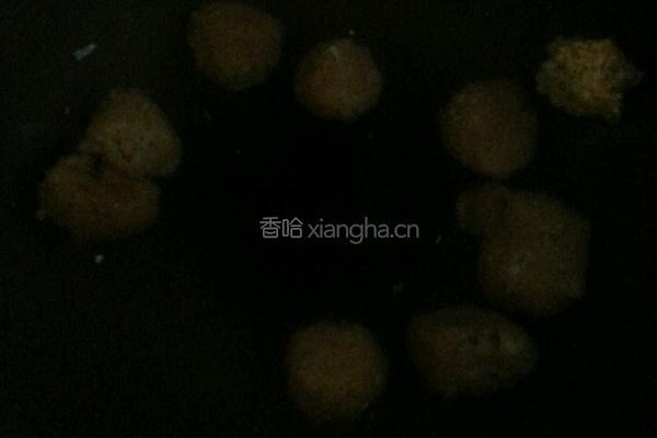 粉丝丸子汤的做法图解1