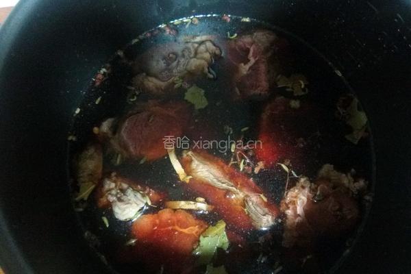 卤牛肉的做法图解3