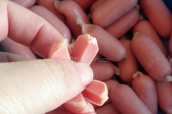 孜然脆皮肠的做法图解2