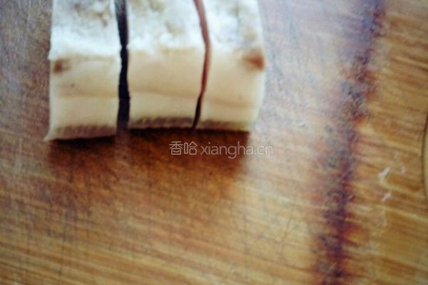 干竹笋炒蒜苗的做法图解5