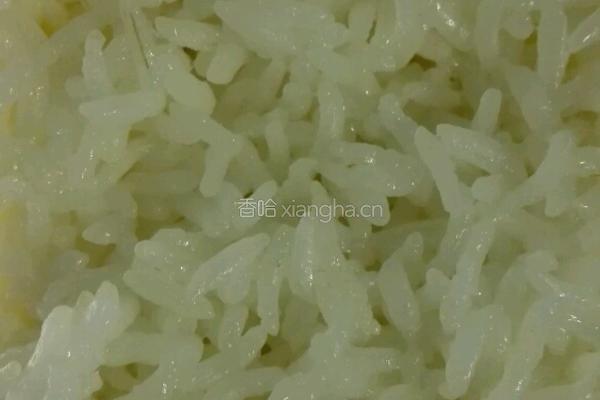 爽口柠檬炒饭的做法图解1