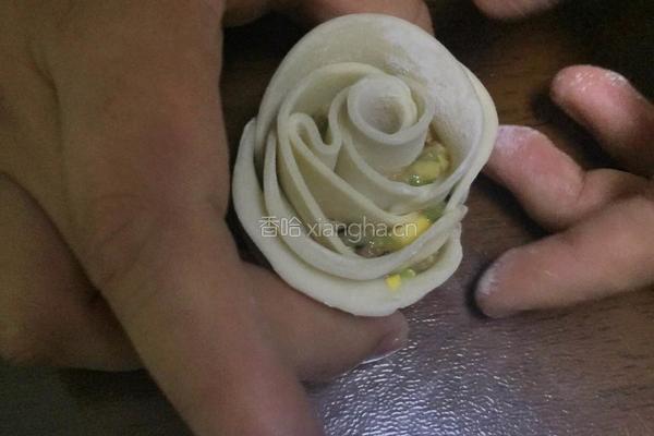玫瑰花煎饺的做法图解8