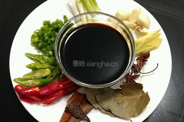 土鸭炖粉条的做法图解1