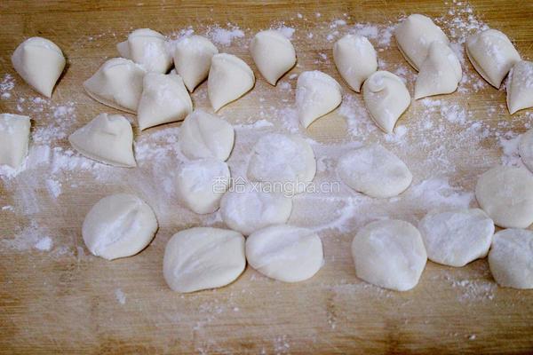 饺子（韭菜鸡蛋馅儿）的做法图解17