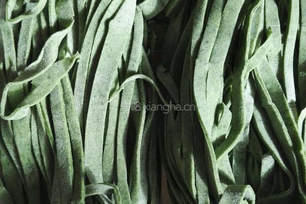 西红柿菠菜面拌面的做法图解5