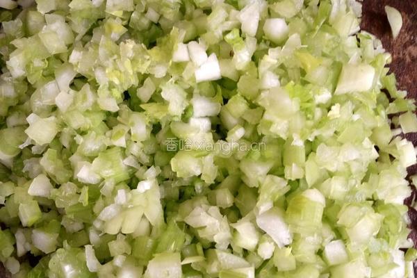 芹菜虾饺的做法图解2