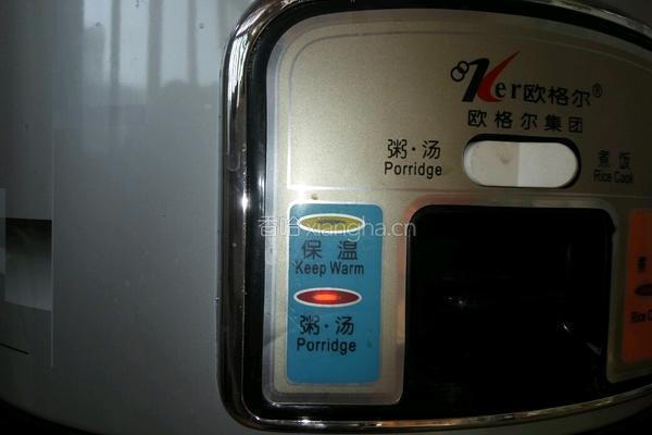 红枣红豆黑米粥的做法图解4