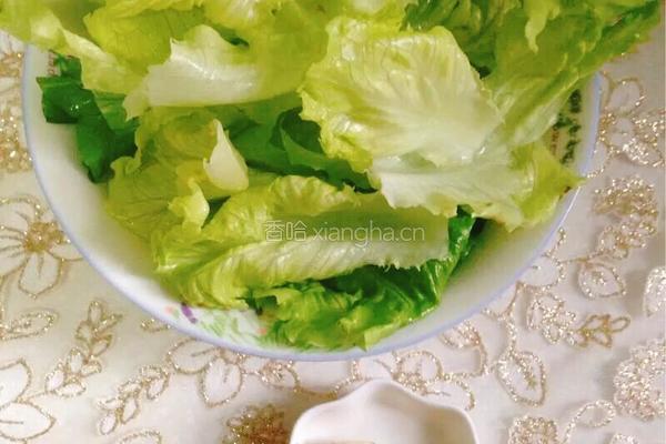 蒜泥生菜的做法图解1