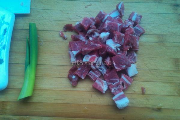 羊肉粥的做法图解1