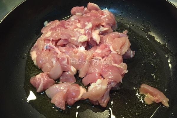 香菇鸡腿肉焖饭的做法图解5