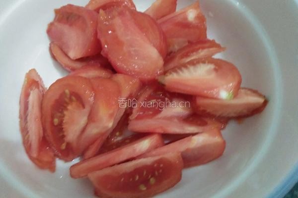 番茄焖鱼的做法图解2