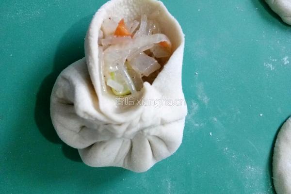 粗粮萝卜包子的做法图解7