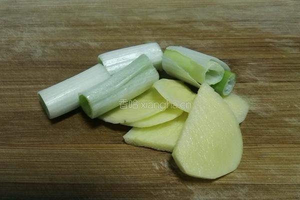 卤牛肉的做法图解3