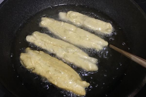 自制无铝油条的做法图解6