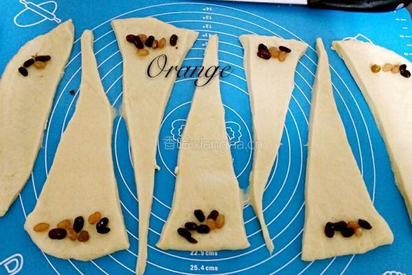 奶油蜜豆牛角包的做法图解5