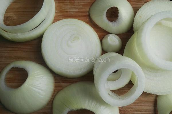 香炸洋葱圈的做法图解2