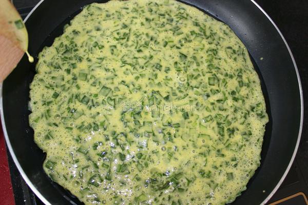 千层韭菜蛋饼的做法图解4