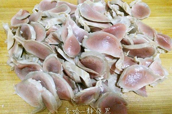 酸豆角双椒炒鸡胗的做法图解4