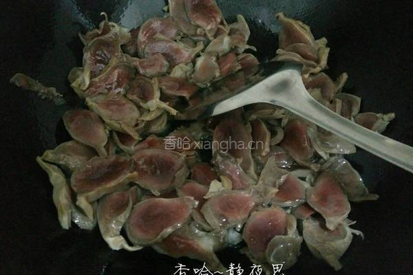 酸豆角双椒炒鸡胗的做法图解9