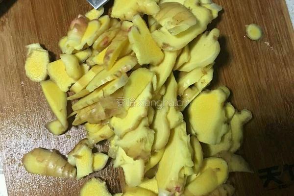 姜辣鸭的做法图解1