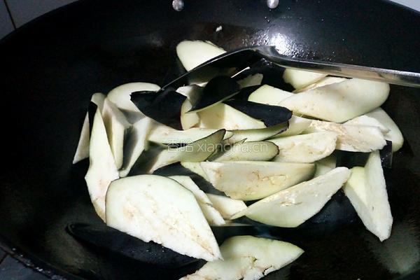 酱爆茄子的做法图解4