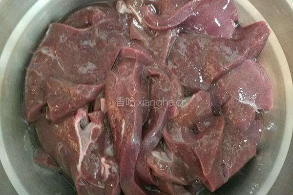 葱炒猪肝的做法图解2
