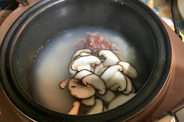 香菇肉片粥的做法图解4