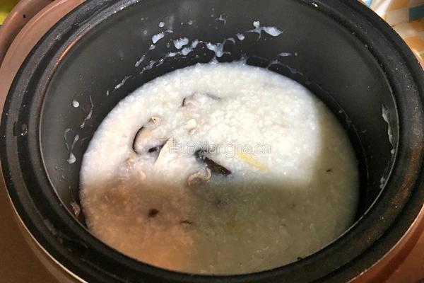 香菇肉片粥的做法图解6