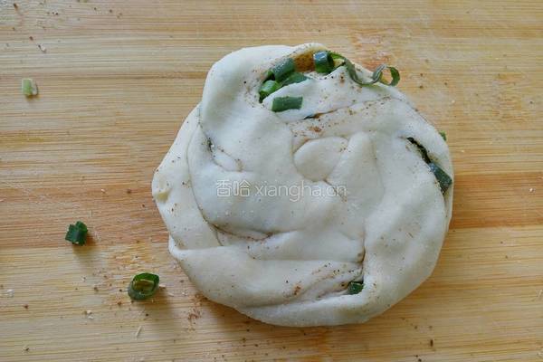 椒盐葱油饼的做法图解10