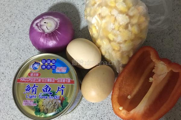 鲔鱼玉米蛋炒藜麦饭的做法图解2