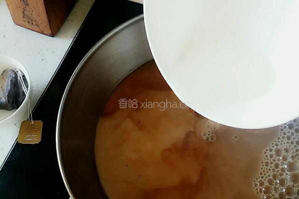 红茶奶茶的做法图解4