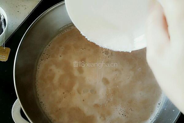 红茶奶茶的做法图解5