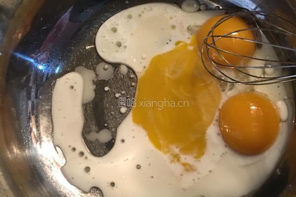 戚风蛋糕（六寸）的做法图解3