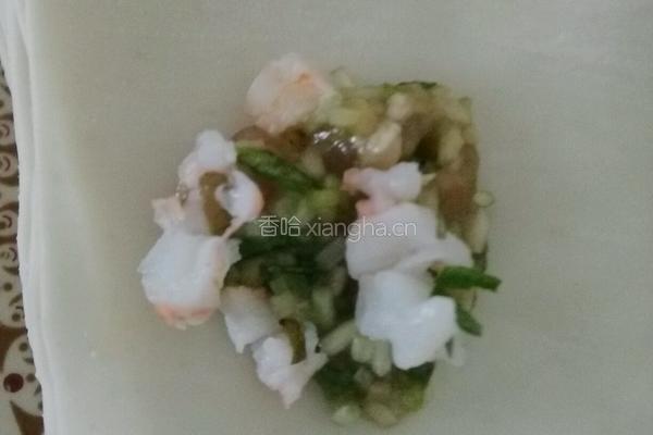 暖胃海鲜豌豆苗馄饨的做法图解13