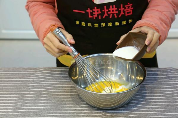 圣诞树桩蛋糕的做法图解2
