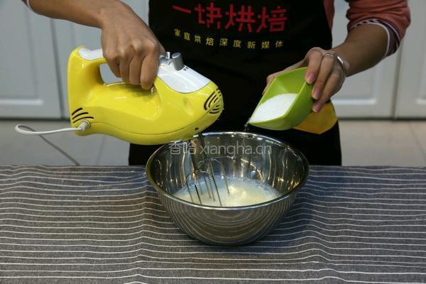圣诞树桩蛋糕的做法图解6