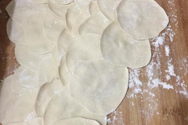 羊肉大葱饺子的做法图解10