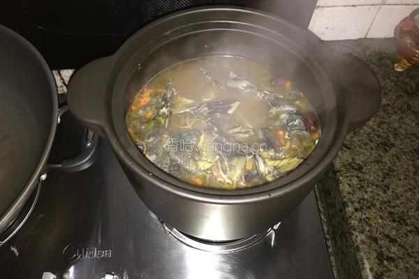 虫草花煲乌鸡的做法图解8