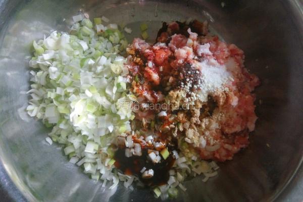 猪肉白菜馅水饺的做法图解5