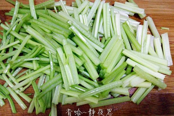芹菜泡椒炒牛肉的做法图解3