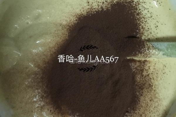 可可脚印蛋糕卷的做法图解12