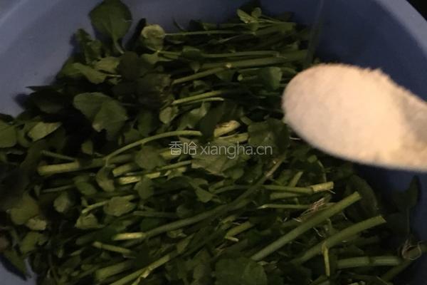 西洋菜陈肾扇骨汤的做法图解3