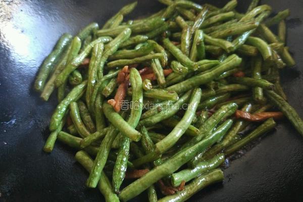 蒜香龙须豆角的做法图解8
