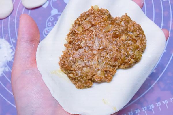 白萝卜猪肉馅饼的做法图解7