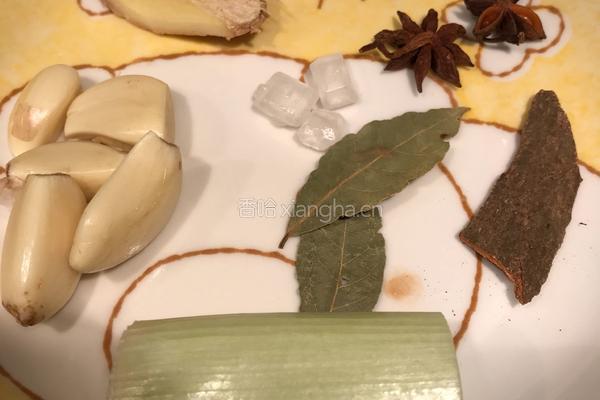 土豆烧牛肉的做法图解4