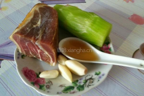 腊肉炒莴苣的做法图解1