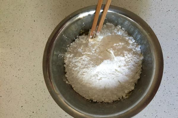 松仁酥饼的做法图解3