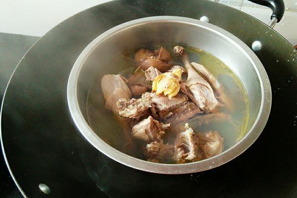 茶油炖本地鸭的做法图解7